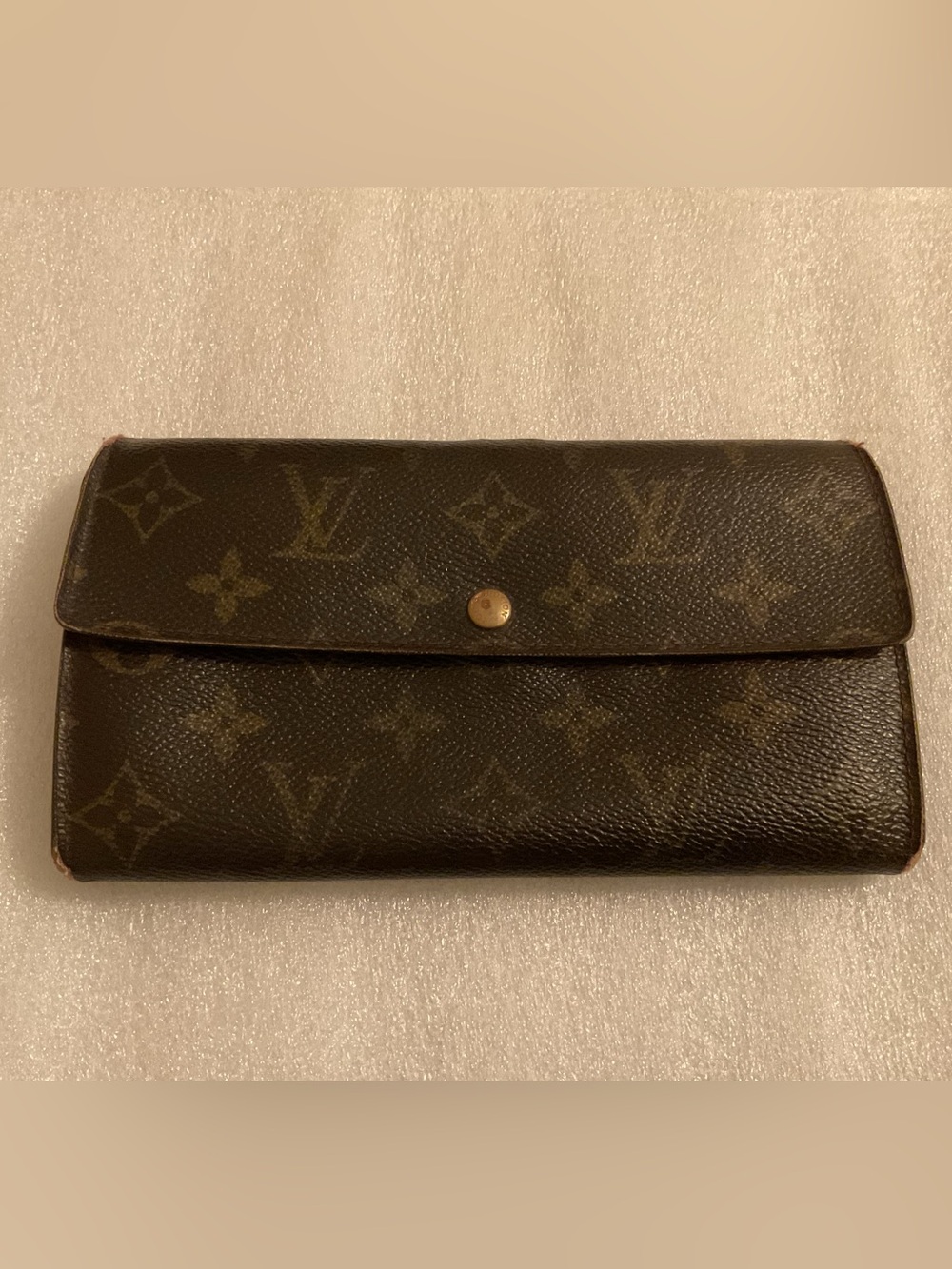 Louis Vuitton Vintage 2004 Monogram Sarah Wallet Long Bifold Made in France
